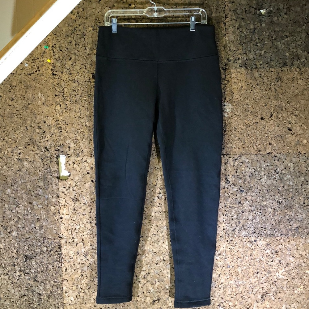 black lulu sweatpants